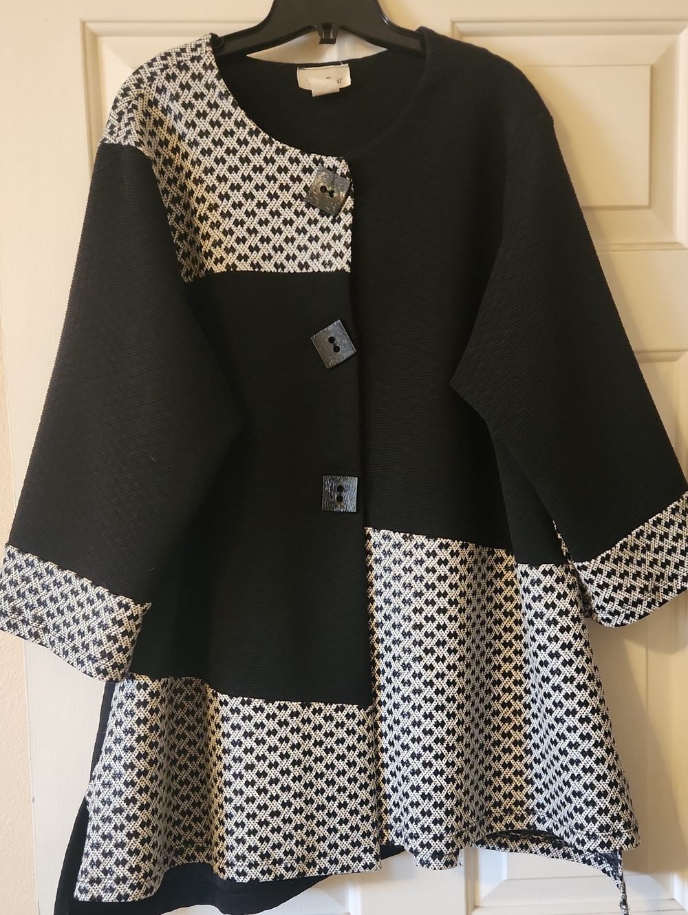 Black and White Patterned Women's Coat